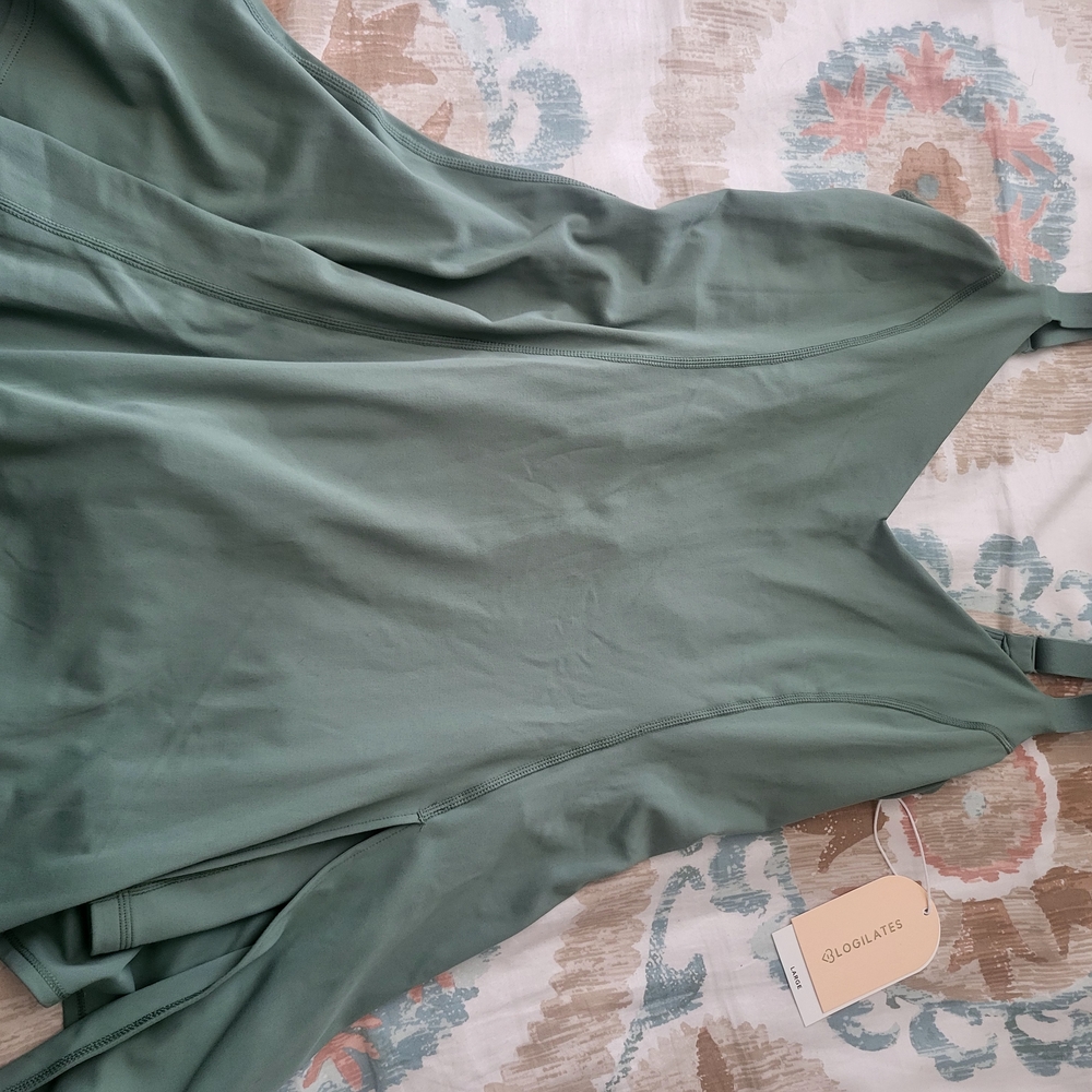 Hedge Green Romance Run Dress